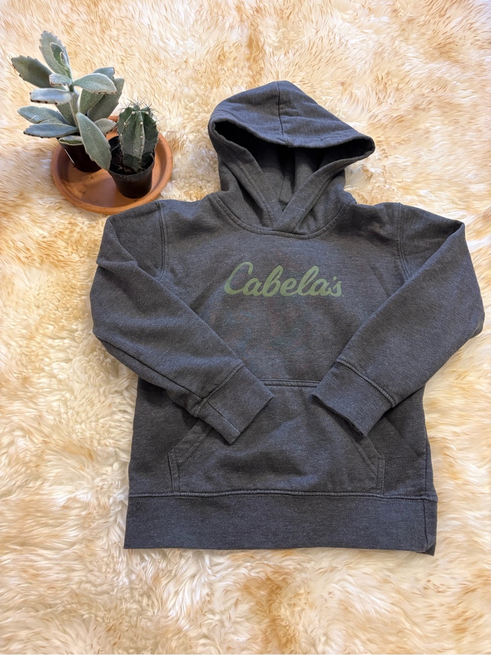 4T Cabela’s grey hoodie
